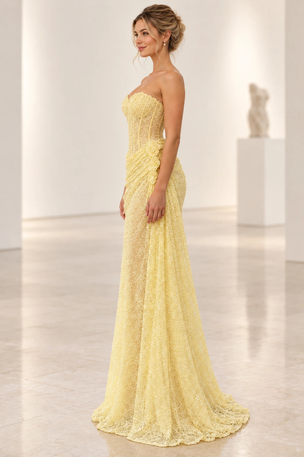 Romantic Lace Mermaid Sweetheart Strapless Structured Back Long Prom Dress