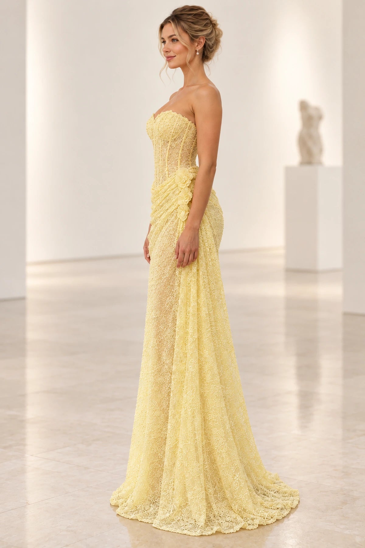 Romantic Lace Mermaid Sweetheart Strapless Structured Back Long Prom Dress