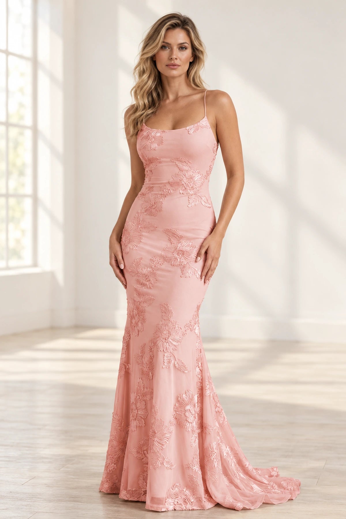 Elegant Floral Applique Mermaid Scoop Neck Spaghetti Strap Lace-Up Back Prom Dress