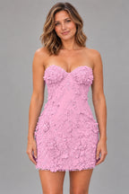 Romantic Sheath Sweetheart Strapless Lace-Up Back Mini Homecoming Dress