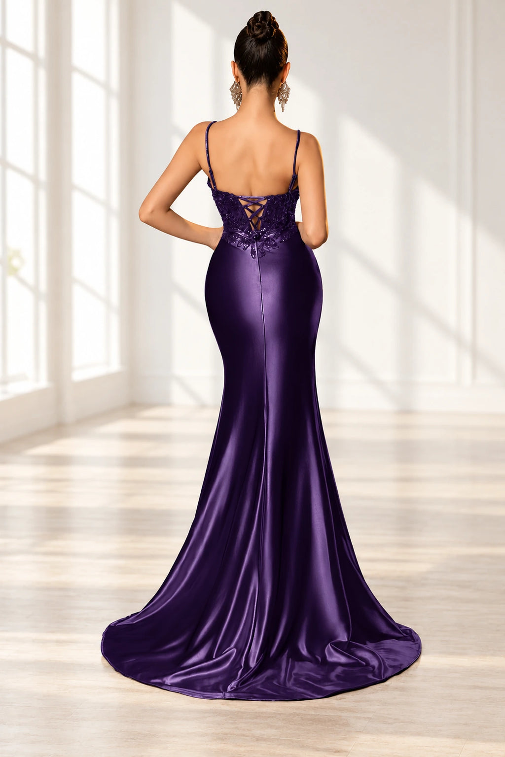 Elegant Satin Mermaid V-Neck Spaghetti Strap Lace-Up Back Prom Dress