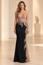 Elegant Mermaid V Neck Lace Spaghetti Strap Floor Length Prom Dress