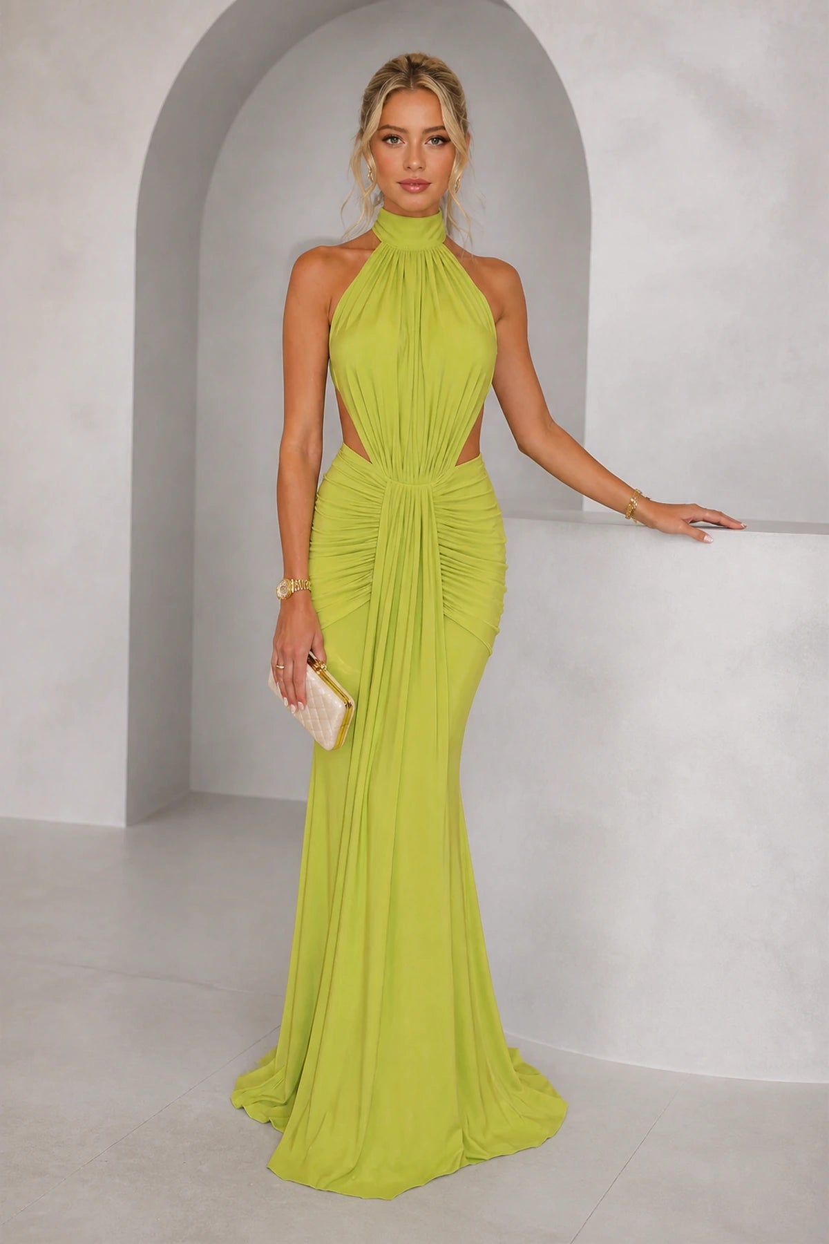 Striking Sheath Halter Neck Sleeveless Open Back Floor-Length Prom Dress