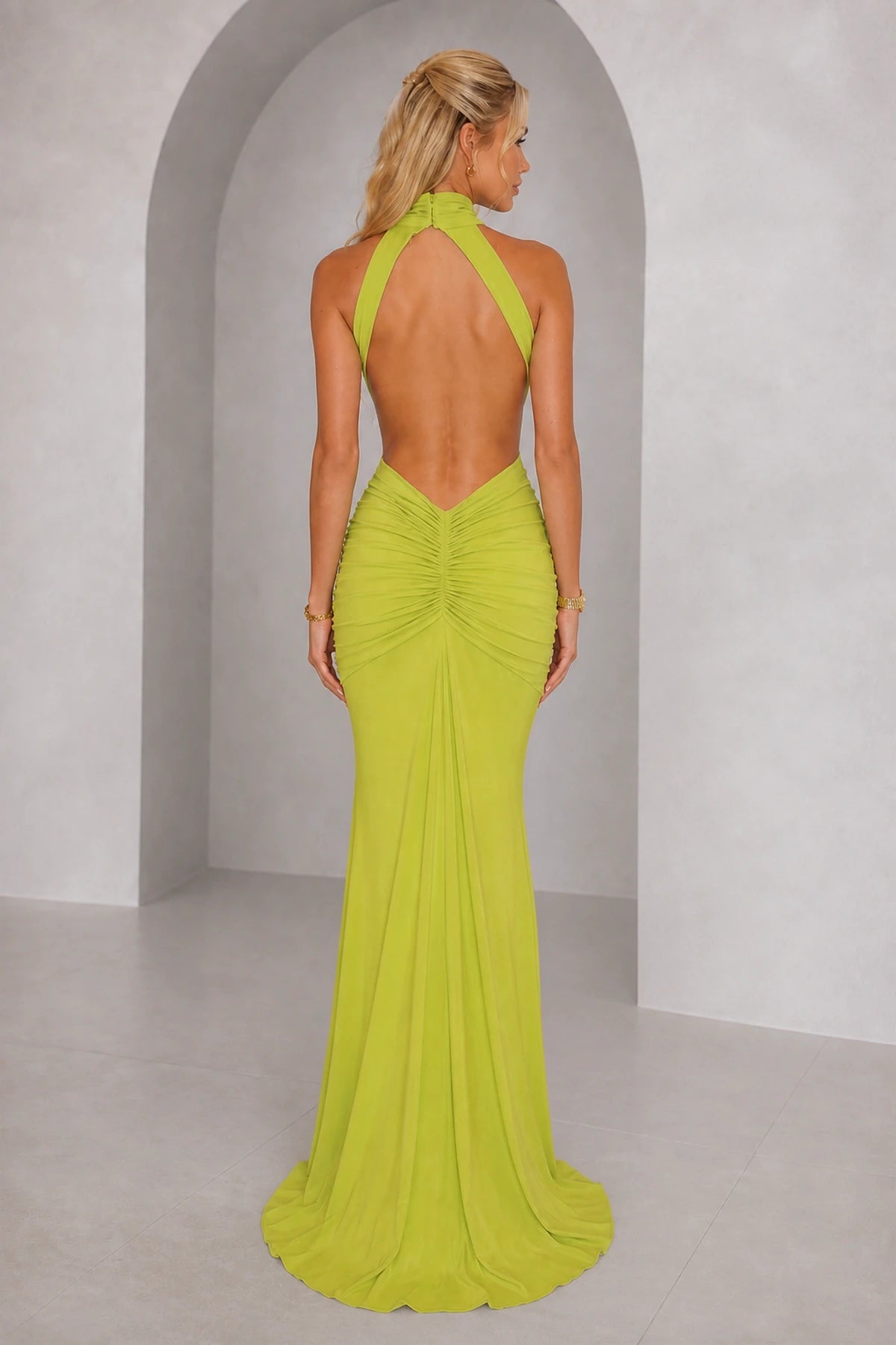Striking Sheath Halter Neck Sleeveless Open Back Floor-Length Prom Dress