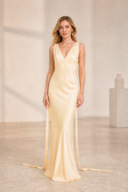 Radiant Sheath V Neck Sleeveless Tie Back Long Bridesmaid Dress