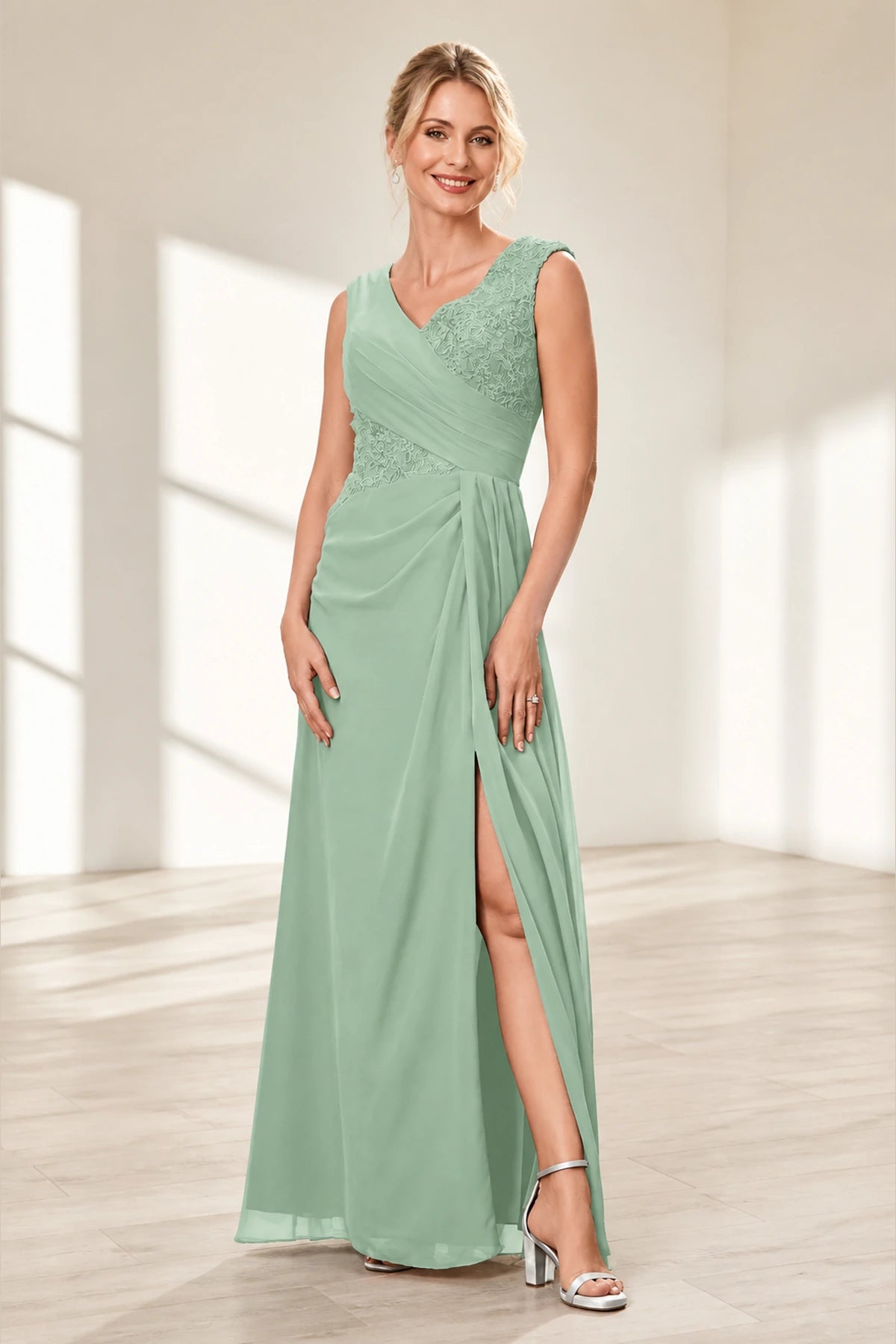Dusty Purple A‑Line V‑Neck Sleeveless Zipper‑Back Long Mother Of The Bride Dress